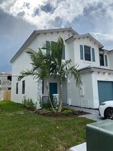 13404 SW 287th St in Homestead, FL - Building Photo - Building Photo