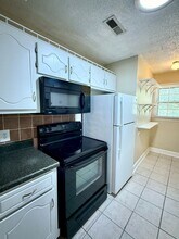 2109 Epworth Dr NE in Huntsville, AL - Building Photo - Building Photo