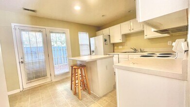 24 Sidney Marie Ct in Greensboro, NC - Building Photo - Building Photo