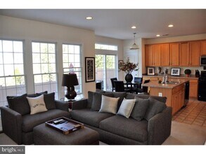 53 Trewbridge Ct in Princeton, NJ - Building Photo - Building Photo