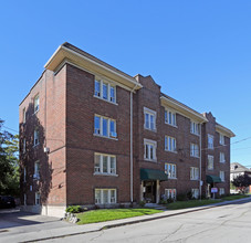 29 Sherman Ave S in Hamilton, ON - Building Photo - Primary Photo