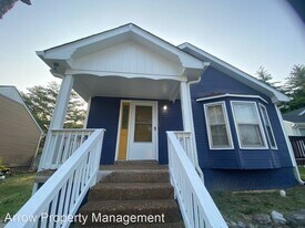 705 Heritage Square Dr