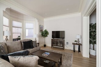 529 NW 21st Ave in Portland, OR - Building Photo - Building Photo