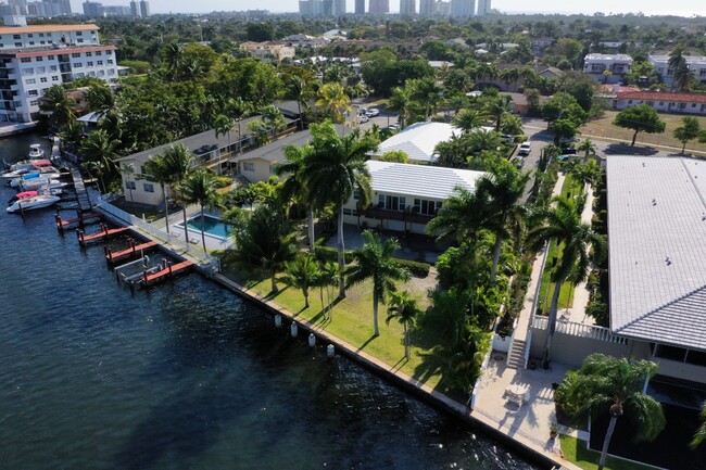 1815 Middle River Dr in Fort Lauderdale, FL - Building Photo - Building Photo