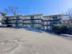 The Hillside Apartments in Birmingham, AL - Building Photo