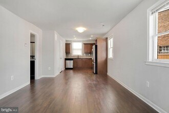 3724 Mark Dr in Alexandria, VA - Building Photo - Building Photo