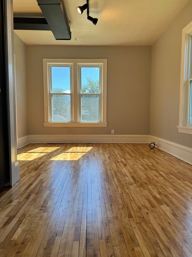 1704 Tyler St NE, Unit #2