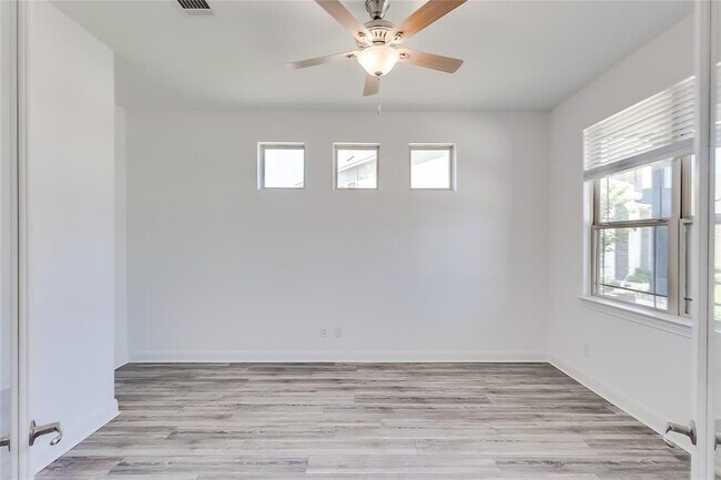 property at 1900 Mariann Dr