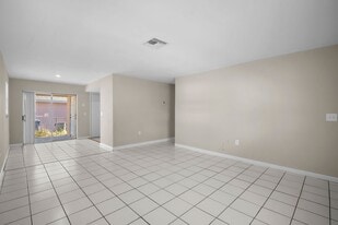 1706-1708 Cypress Dr in Ft. Myers, FL - Building Photo