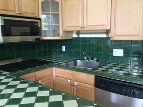 1220 Newton St in Key West, FL - Building Photo - Building Photo