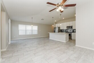 11212 Cardinal Pointe Pl in Gibsonton, FL - Building Photo - Building Photo