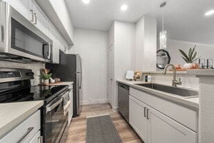 Emory Old Town in Scottsdale, AZ - Building Photo