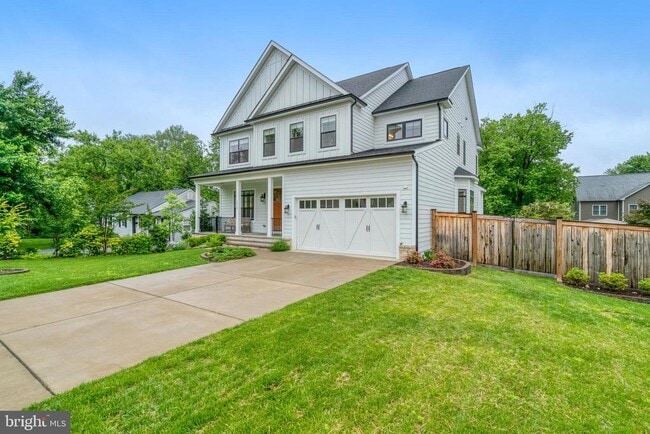 1913 Anderson Rd in Falls Church, VA - Building Photo - Building Photo