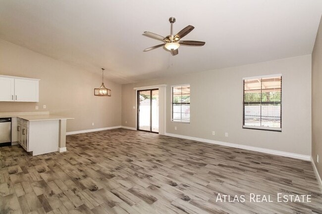8009 S Carbury Way in Tucson, AZ - Building Photo - Building Photo