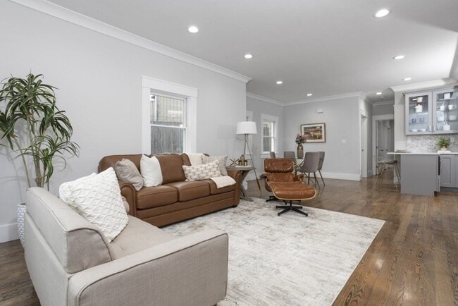 10 Grant St in Somerville, MA - Building Photo - Building Photo