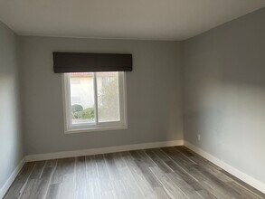 23930 Los Codona Ave, Unit 106 in Torrance, CA - Building Photo - Building Photo