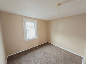 3211 Dumesnil St in Louisville, KY - Foto de edificio - Building Photo