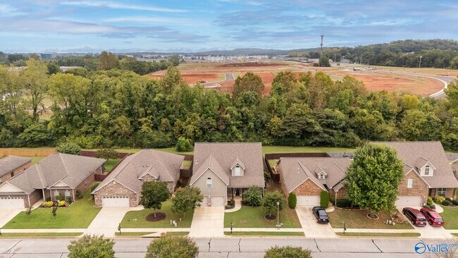 110 Wolf Creek Trail SW in Huntsville, AL - Building Photo - Building Photo