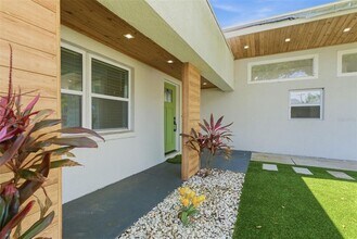 3916 W Iowa Ave in Tampa, FL - Building Photo - Building Photo