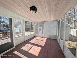 73 S Shore Dr in Toms River, NJ - Building Photo - Building Photo