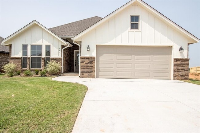 property at 495 Cherrybark Dr