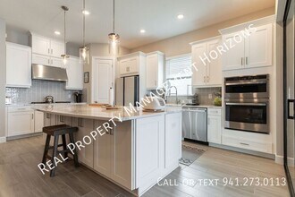 5312 Caserta Ct in Palmetto, FL - Building Photo - Building Photo