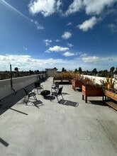 1120 E 25th St in Los Angeles, CA - Foto de edificio - Building Photo
