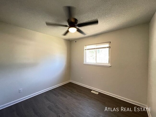 4419 Dewey Dr in Colorado Springs, CO - Building Photo - Building Photo