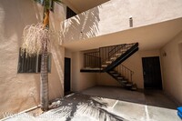 3753 Veteran - fully renovated unit in Los... in Los Angeles, CA - Foto de edificio - Building Photo