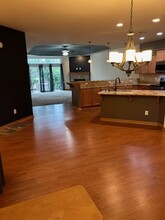 W163N5493 Westwind Dr, Unit Westwind Dr. Condo in Menomonee Falls, WI - Building Photo - Building Photo