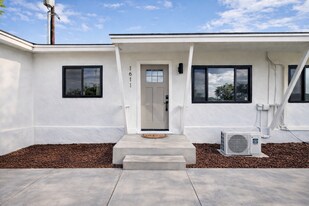 1609-1611 Burton St in San Diego, CA - Building Photo