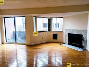 147 Kelton St, Unit 703 in Boston, MA - Building Photo - Building Photo