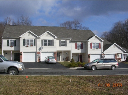 The Villas At Pine View in Pine Grove, PA - Building Photo