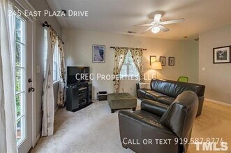 245 Plaza Dr in Chapel Hill, NC - Building Photo - Building Photo