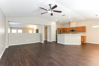 75245 Ravenwood Dr in Yulee, FL - Building Photo - Building Photo