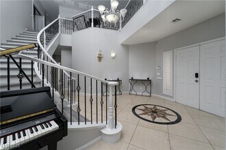 10725 Bernini Dr in Las Vegas, NV - Building Photo - Building Photo