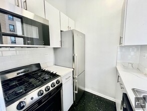 WEST 86 STREET in New York, NY - Foto de edificio - Building Photo