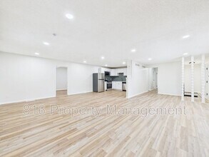 8215 Ruskin Way in Kansas City, MO - Building Photo - Building Photo