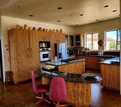 3569 Calmada Rd in Pioneertown, CA - Building Photo - Building Photo