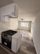 501-507 W Spruce St, Unit 507 in Fayetteville, AR - Building Photo - Building Photo