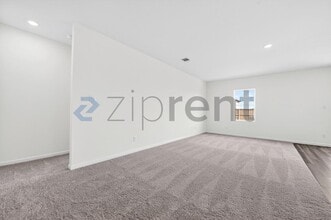 1317 Kennedy Rd in Howe, TX - Building Photo - Building Photo