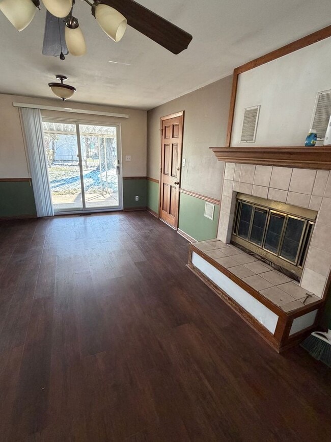 560 Dorado Dr in Fairborn, OH - Building Photo - Building Photo