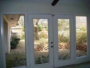 6957 Freemont St in Dallas, TX - Building Photo - Building Photo