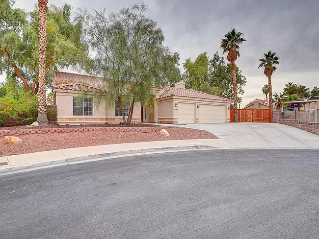 property at 1443 Basin View Cir