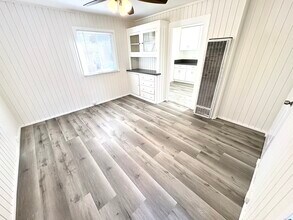 754 W Elberon Ave, Unit A in San Pedro, CA - Foto de edificio - Building Photo