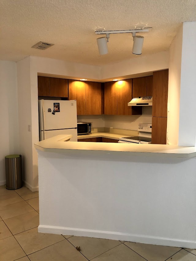 3380 Pinewalk Dr N, Unit 1115