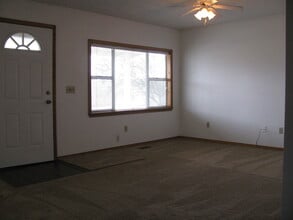 211 S 3rd St in Branson, MO - Building Photo - Building Photo