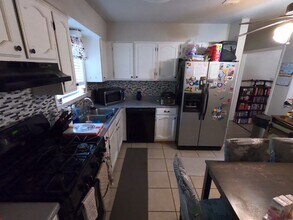 3105 Heatherwood Dr in Bryan, TX - Building Photo - Building Photo