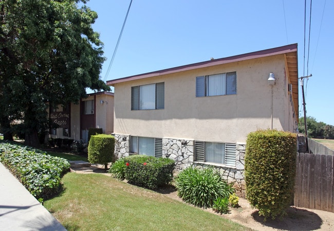 Villa Capri Apartments in West Covina, CA - Building Photo - Building Photo