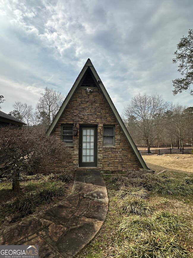 property at 4984 Donald Dr